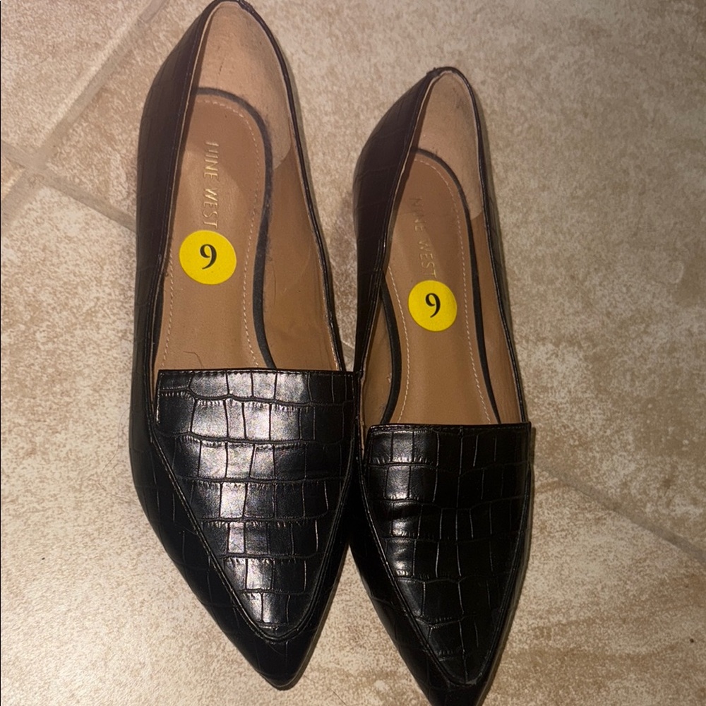 Steve Madden Black Croc-Embossed Flats